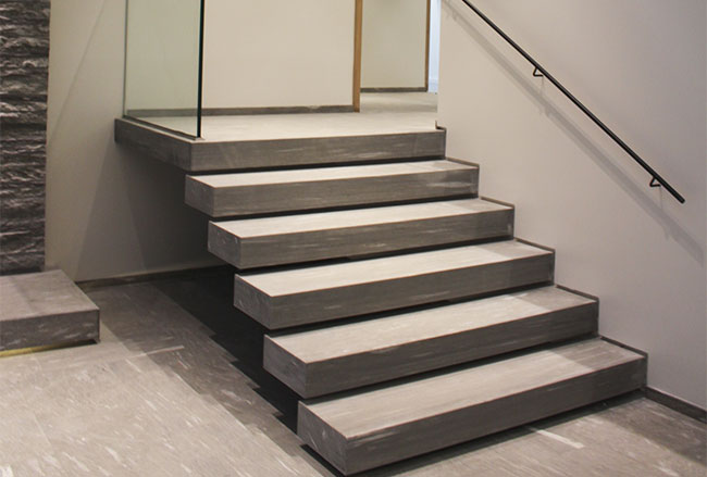 Escalier et revêtement de sol en granit pour la Matmut à Rouen
